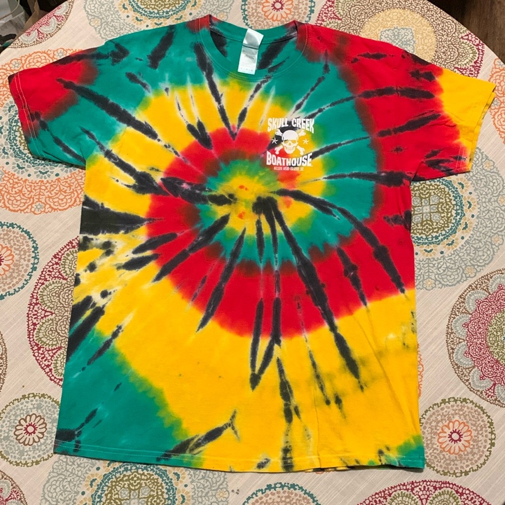 COPY - Hilton Head Skull Creek Boathouse Tie Dye Tee Shirt L EUC